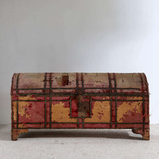 Fone Circa 1690 Century Dome Top Italian Coffer