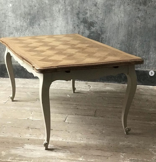 fone French mid century draw leaf dinning table 19th Century style