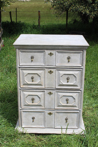 fone Circa 1850 Early Victorian geometric chest of drawers