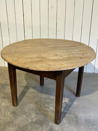 Fone Circa 1830 English Pine Cricket Breakfast Table
